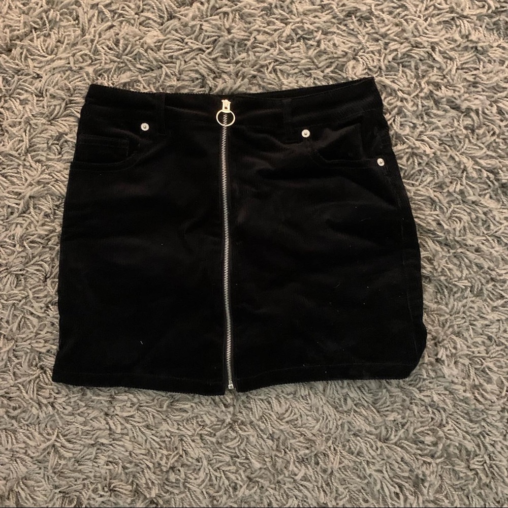 black mini skirt